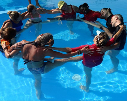 Read more about the article WOGA® (Yoga in Water) – with Dariya